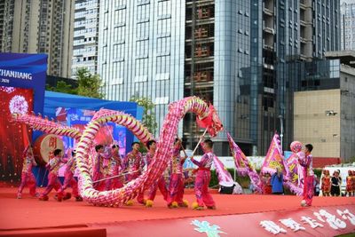 一部《隐秘的角落》带火了一座城,今年的湛江开渔节有些不一样